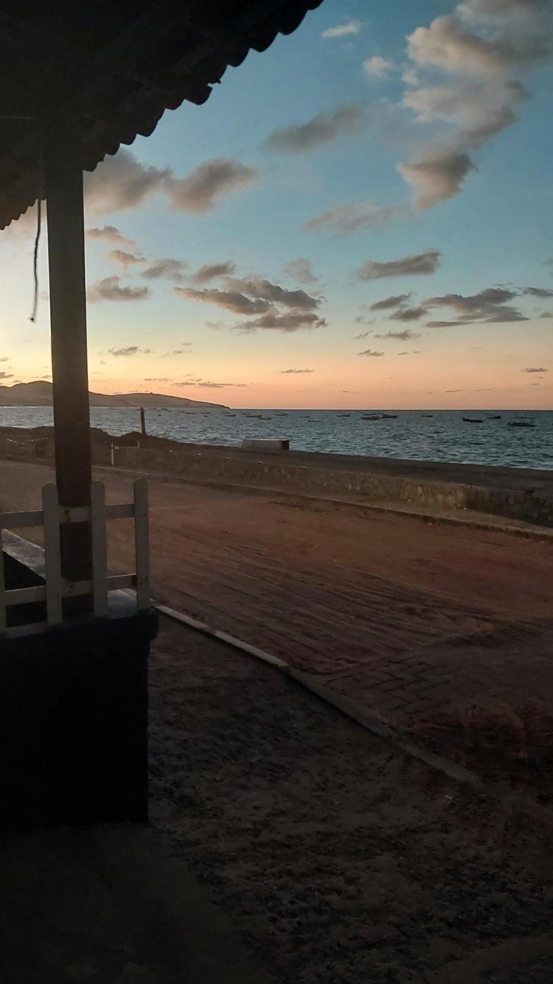 Chales Canto Do Mar Редонда Экстерьер фото